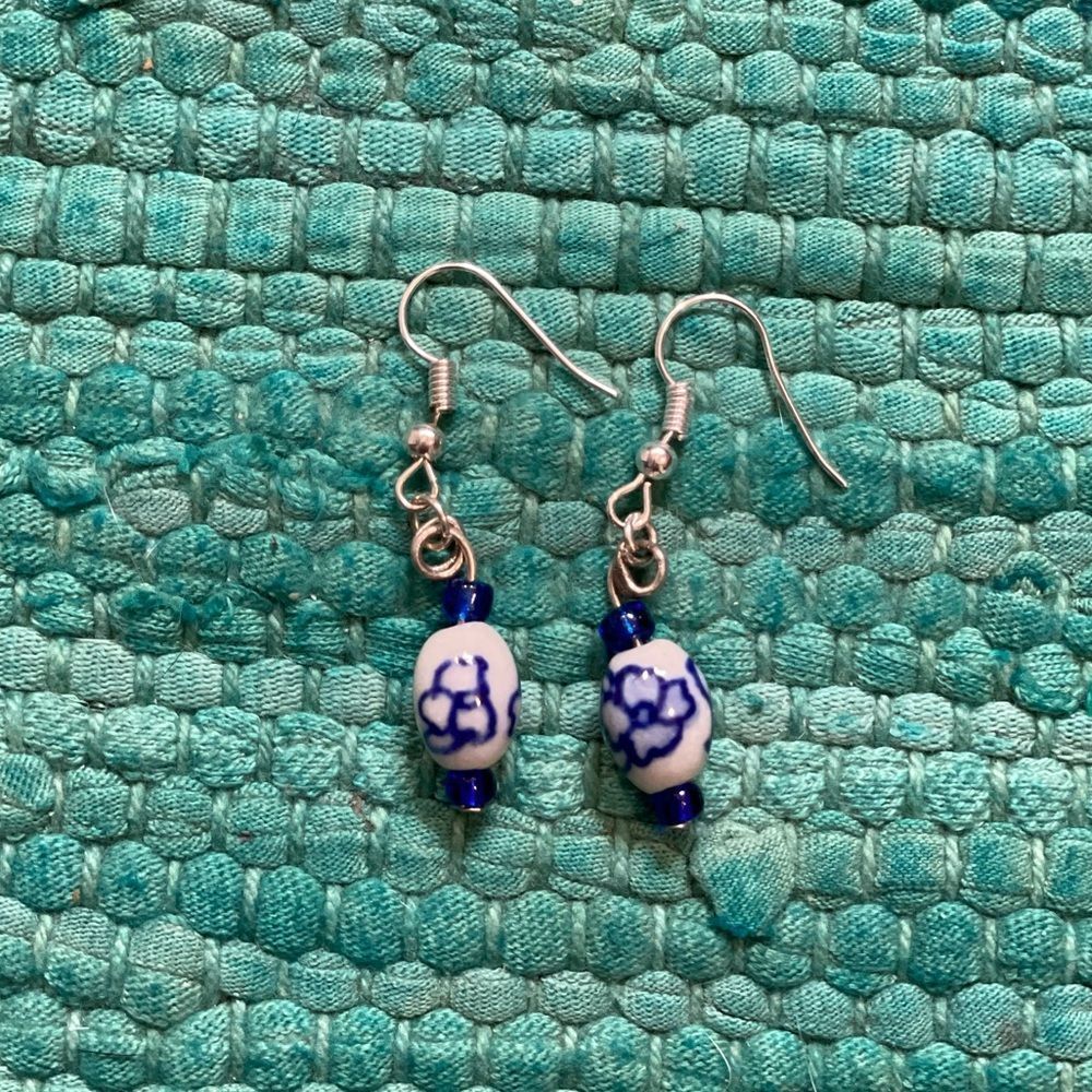 Cute bead earrings